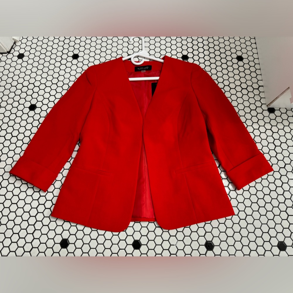 NWT black label by Evan picone blazer size 6